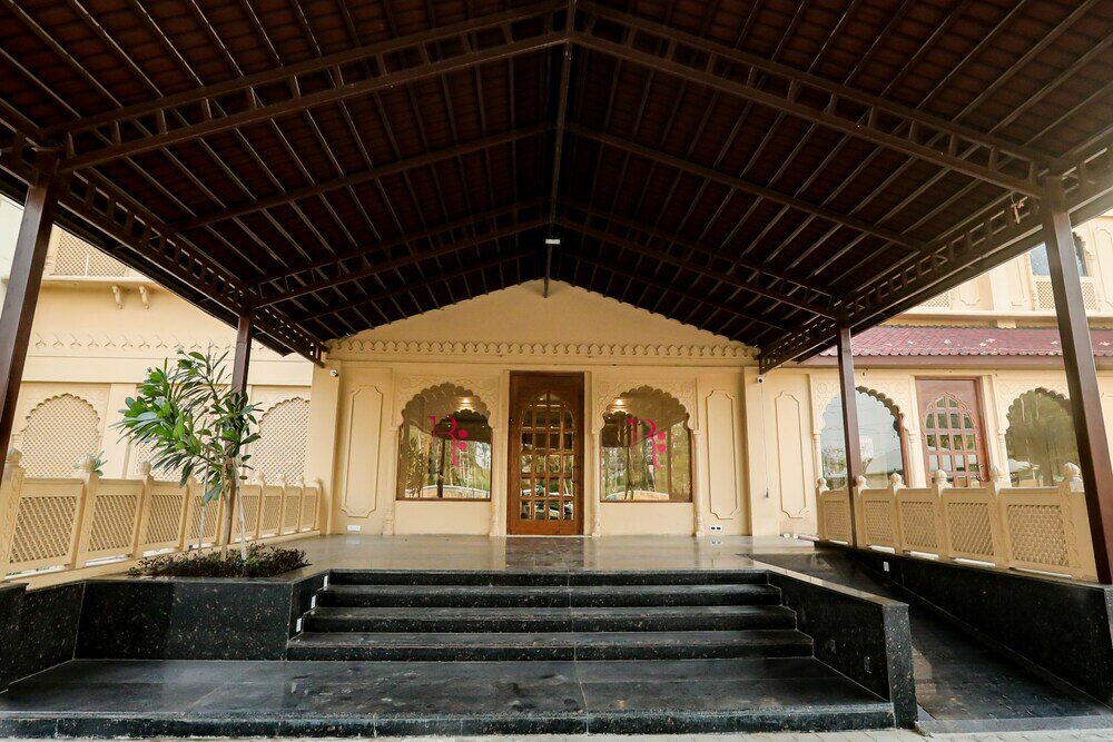 Фото Regenta Central City Vilas Palace Ambala