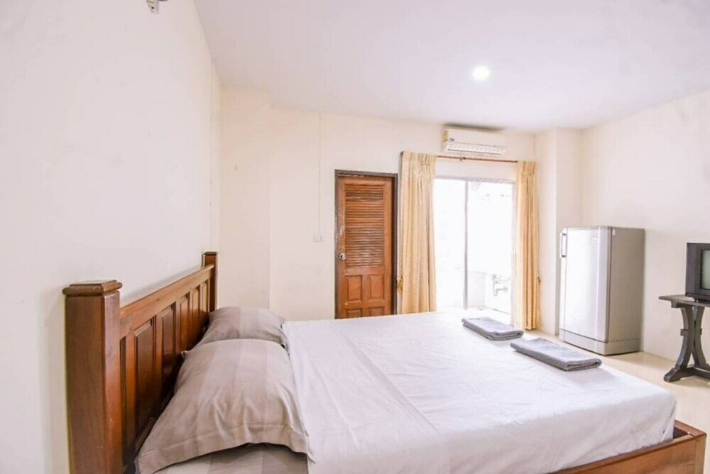 Фото Oyo 75398 The Wanna Pattaya