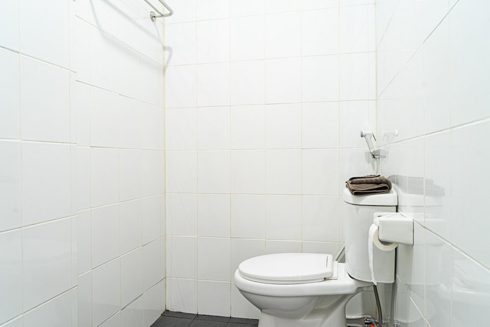 Фото RedDoorz near Pecenongan 2