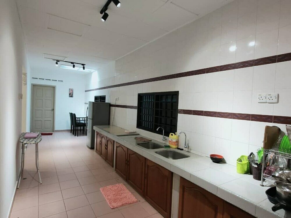 Фото Malacca Town Tranquerah Cluster Home