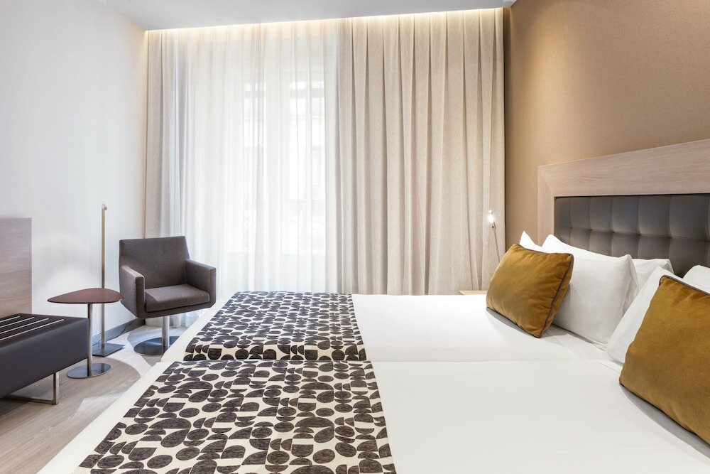 Фото Catalonia Plaza Mayor