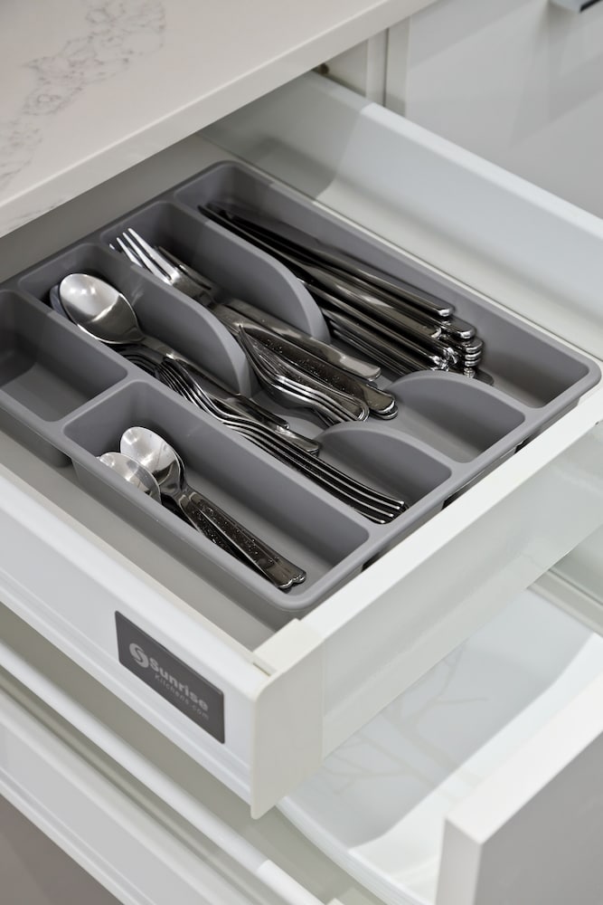 Фото 7476 Granville St