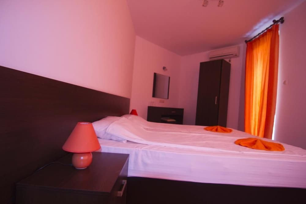 Фото Salena Plaza Hotel