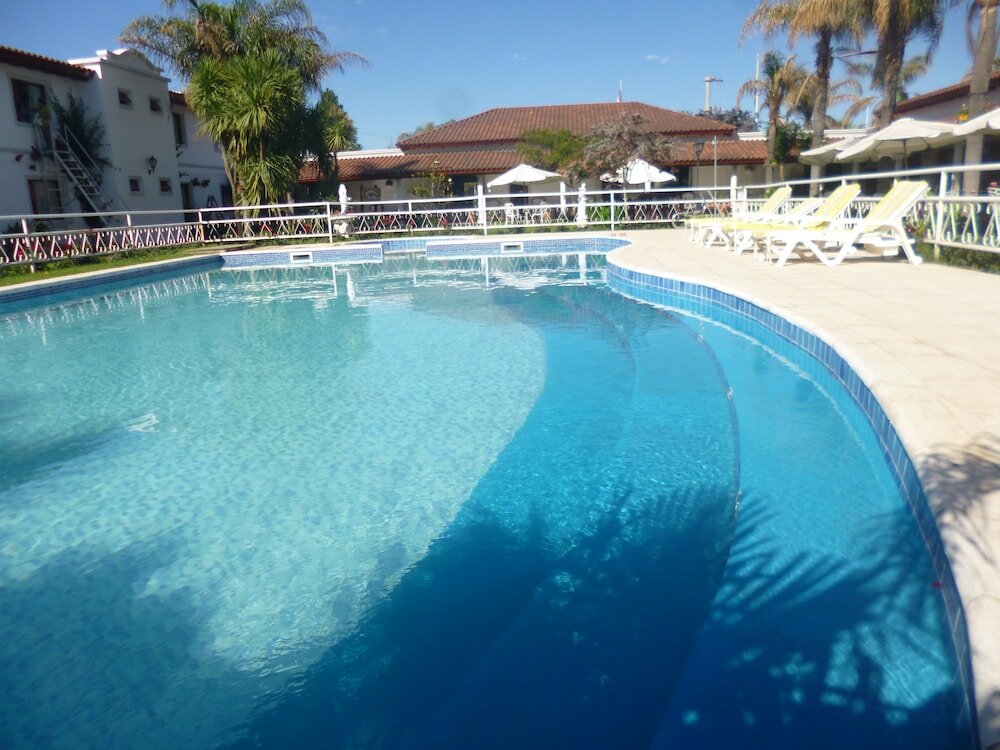 Фото Hotel Garden House