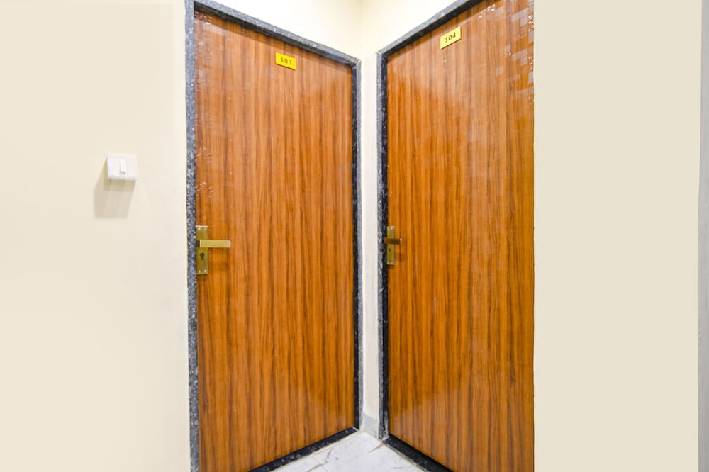 Фото Fabhotel Atharv