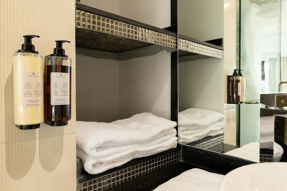 Фото Mira Business Hotel