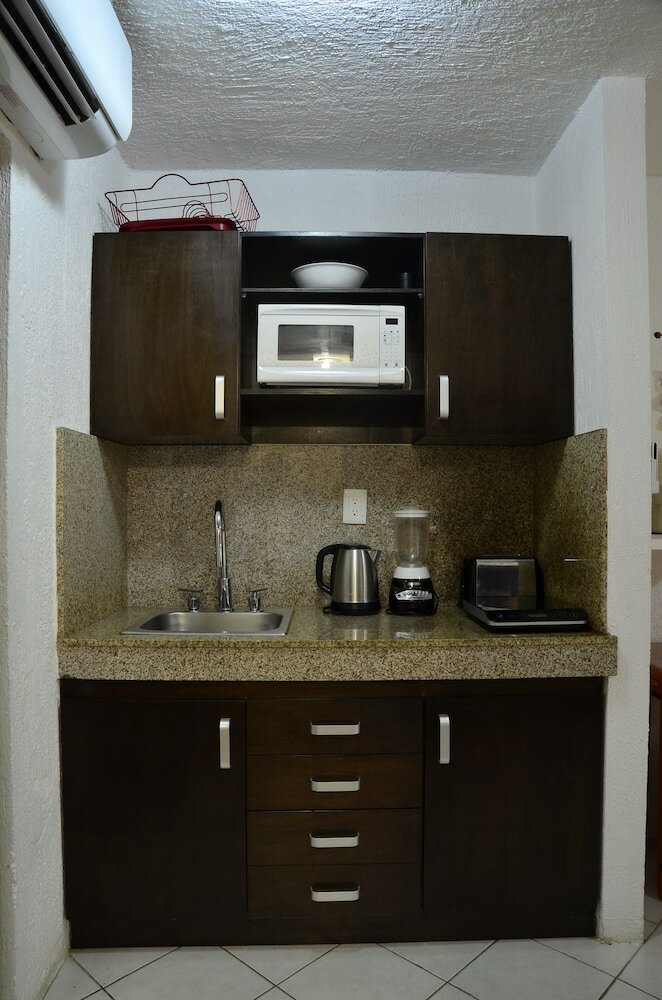 Фото Solymar Cancun Condos