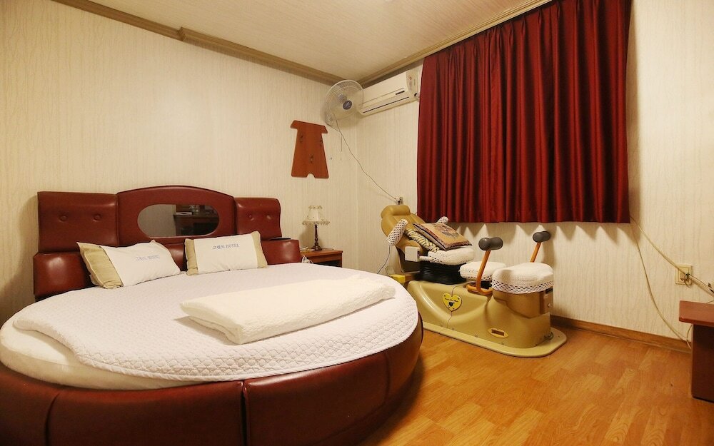 Фото Yesan Grand Motel