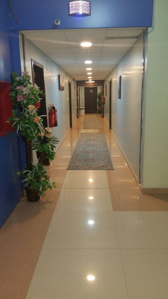 Фото Al Eairy Furnished Apartments Al Ahsa 5