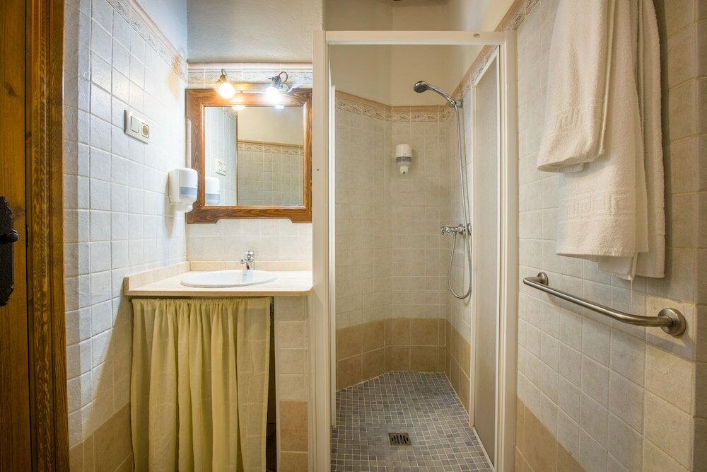 Фото Hostal Valle del Sol Confort Rooms