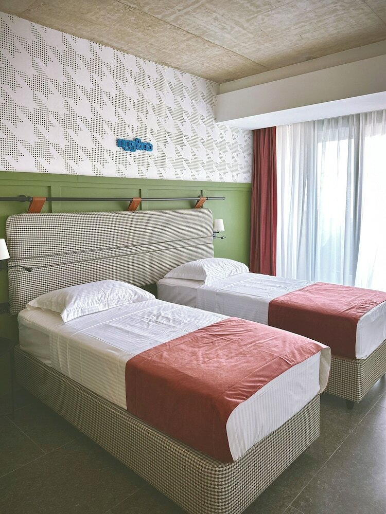 Фото Bamboo Garden