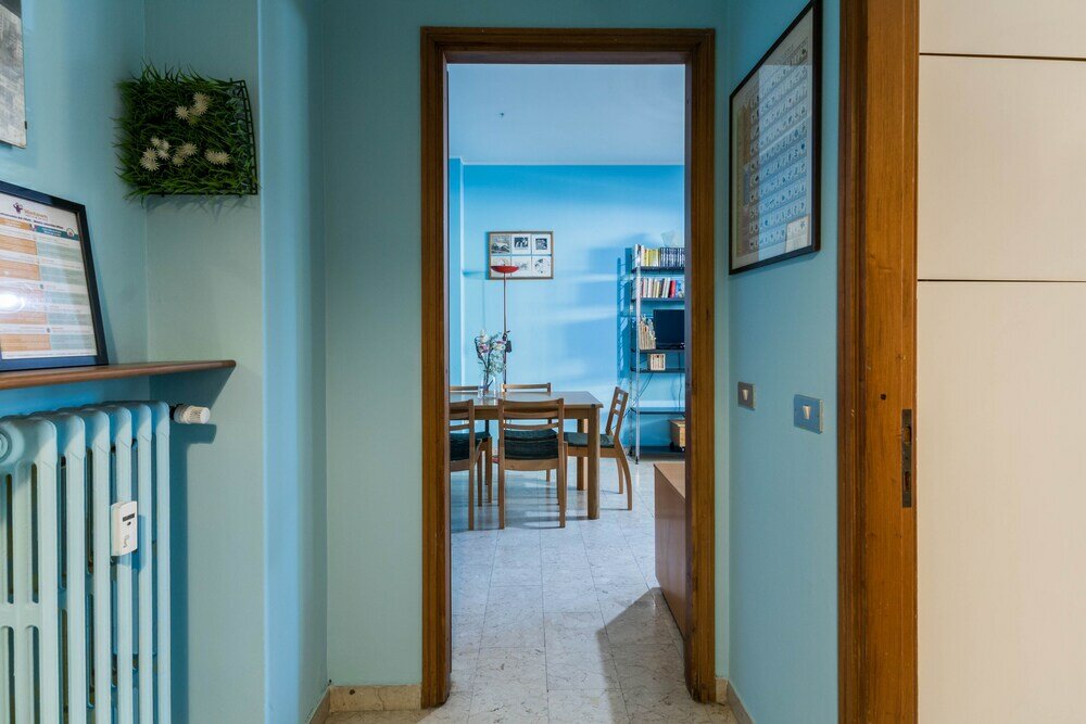 Фото Altido Quiet Apt w Terrace in Beautiful Area