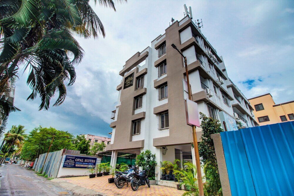 Фото Opal Suite Rooms