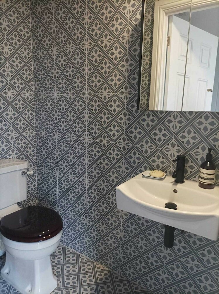 Фото Colourful & Modern 3bd House - Shoreditch