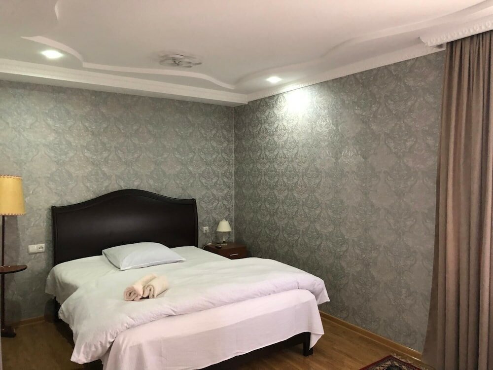 Фото Guest House TasuNia