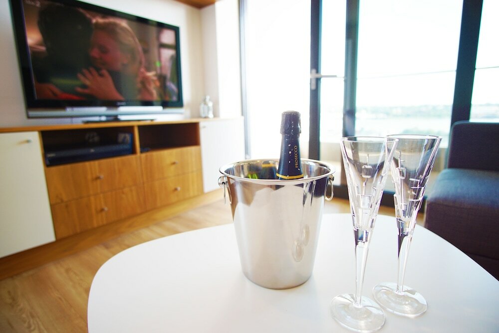 Фото London Excel - O2 Arena - London City Airport