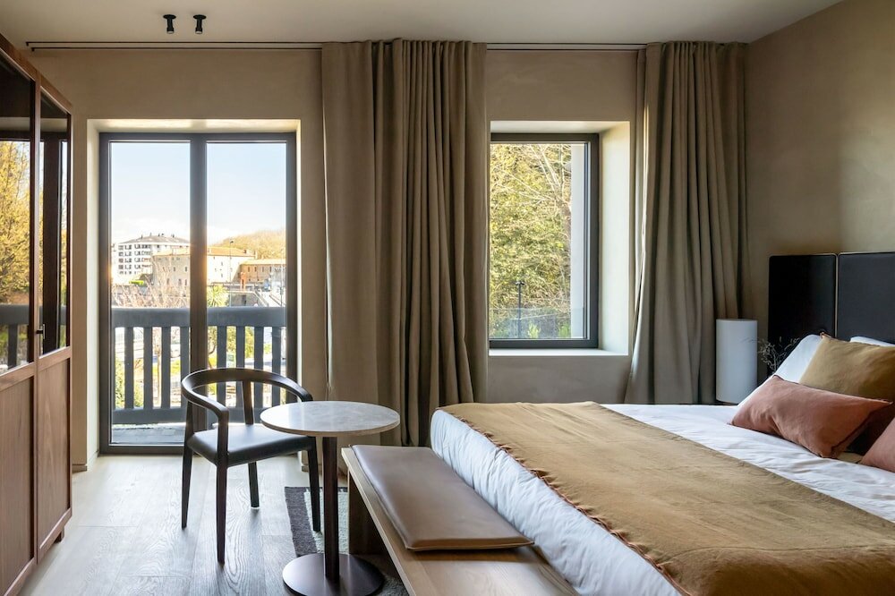 Фото Hotel Ur Bare