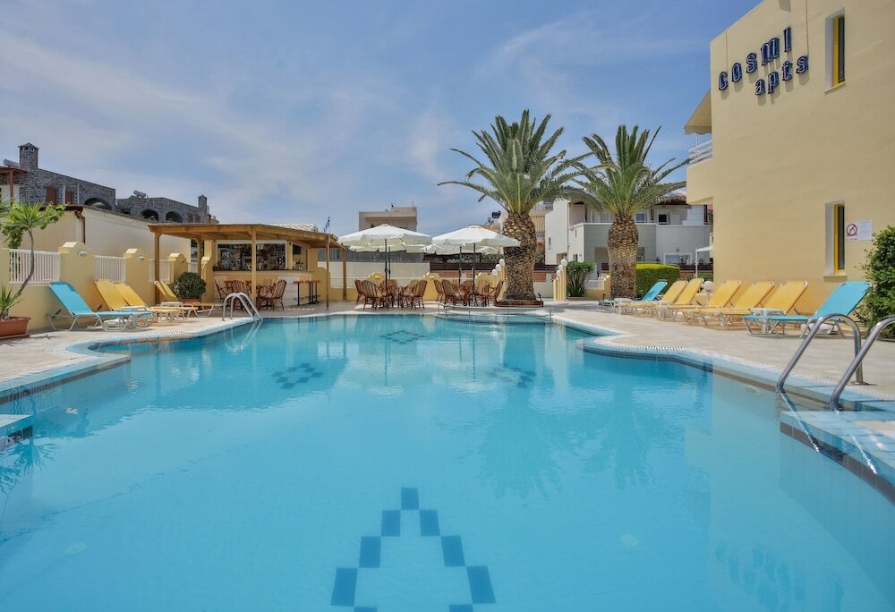 Фото Отель Cosmi Apartments