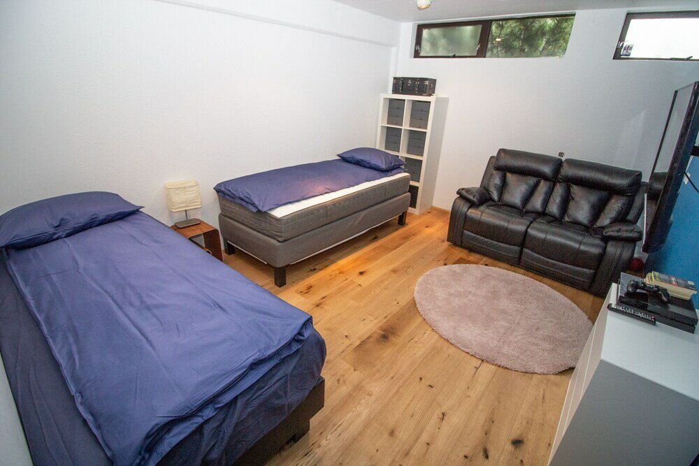 Фото Seaside Villa - 6 bedrooms