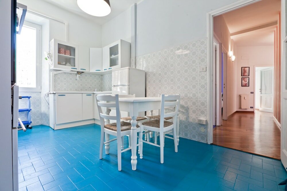 Фото Portaportese Wooden Flat