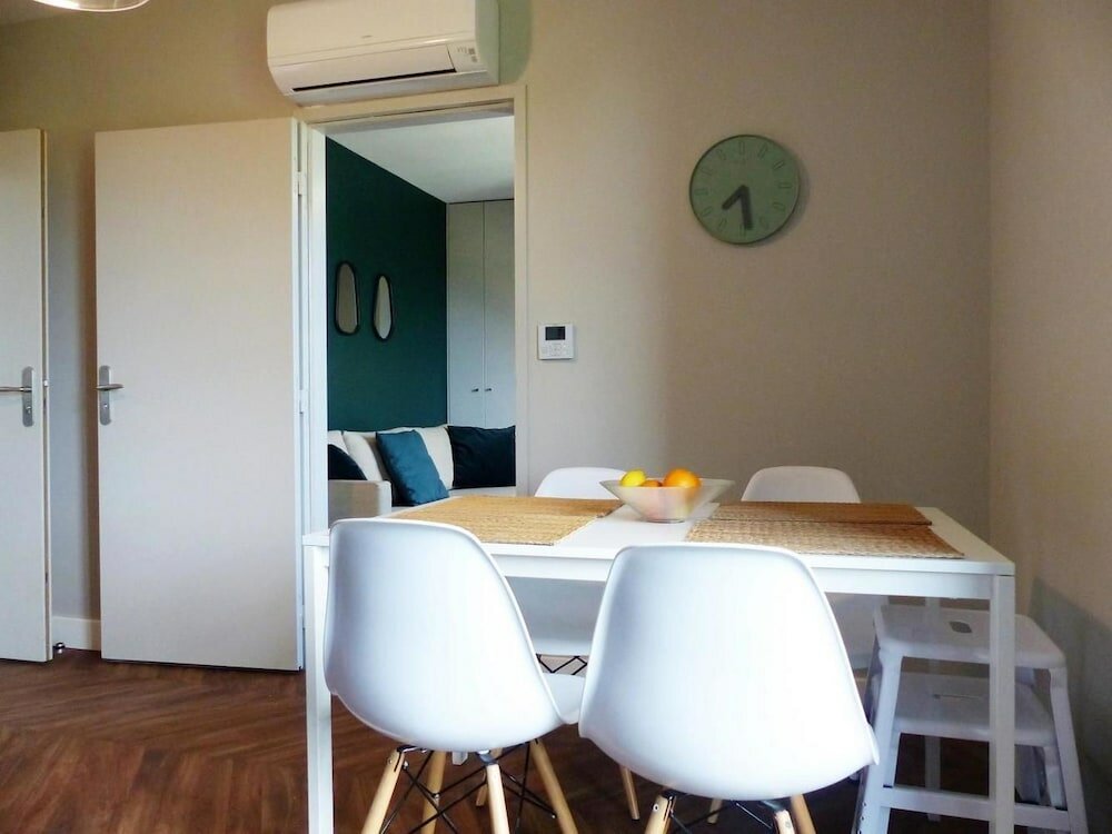 Фото Le Bristol Gites urbains