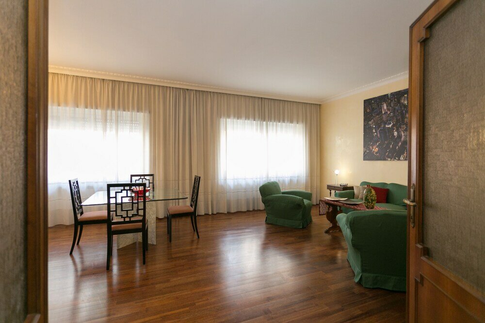 Фото Wonder Colosseum Delight