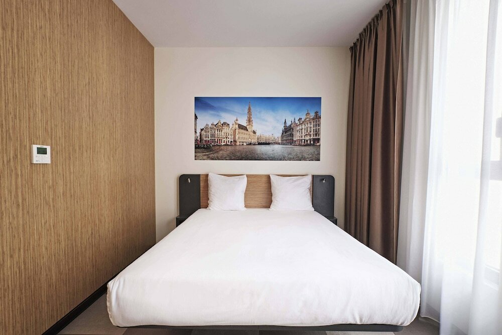 Фото EasyHotel Brussels City Centre