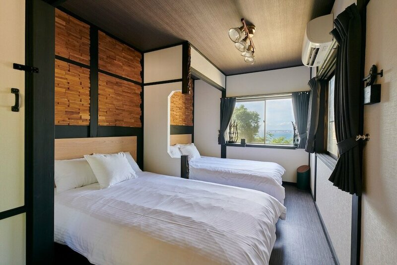 Гостиница Awaji Aquamarine Resort 2