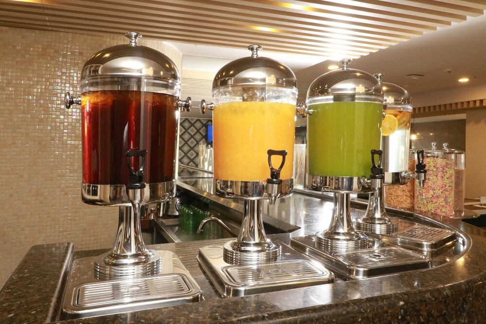 Фото Holiday Inn & Suites Guadalajara Centro Historico