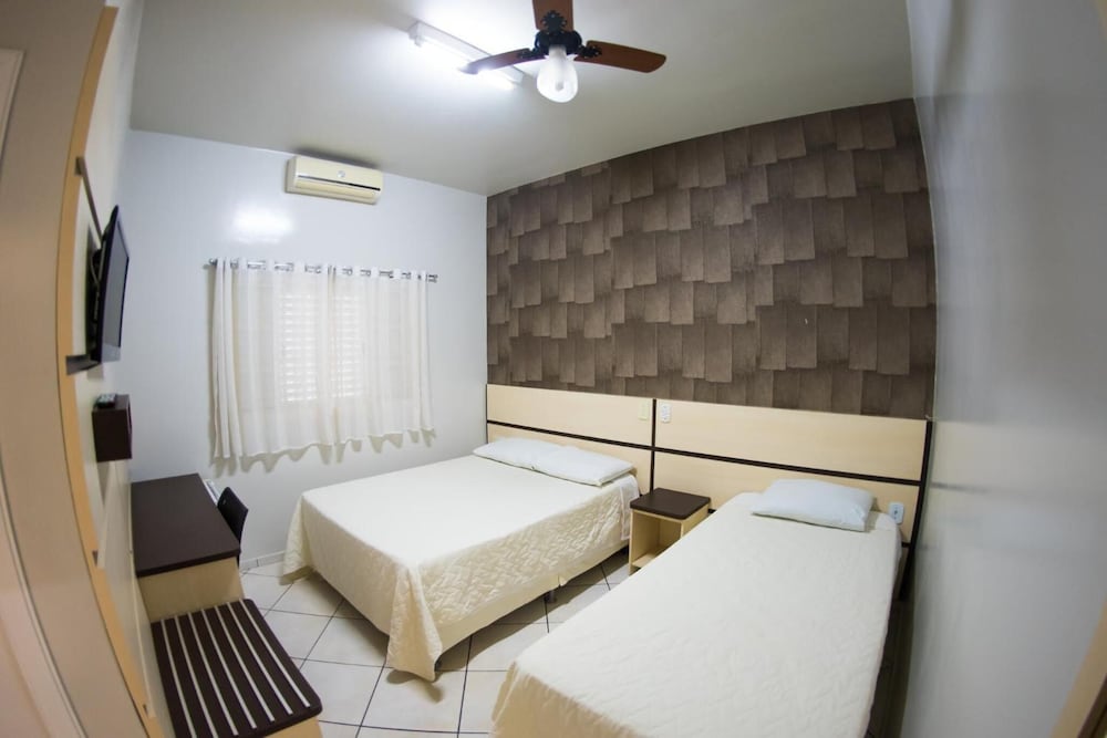 Фото Hotel Tito's