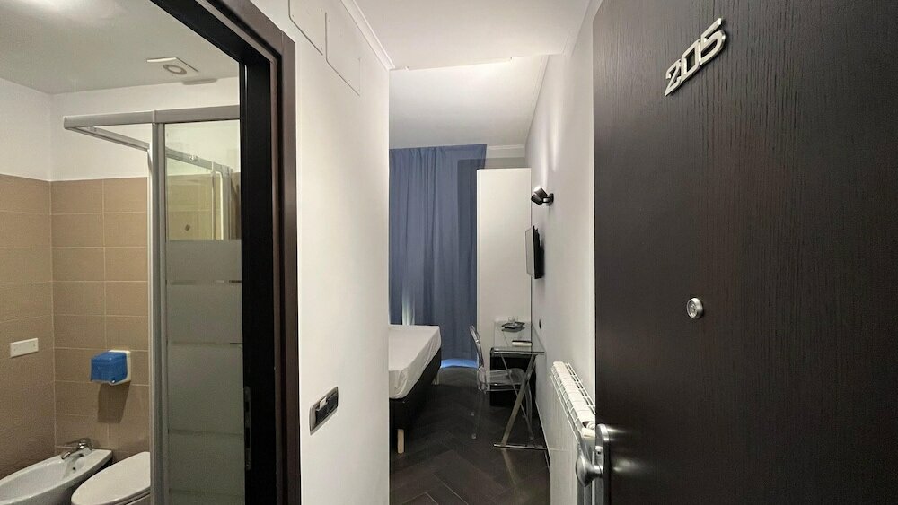 Фото Cloud 9 Hotel