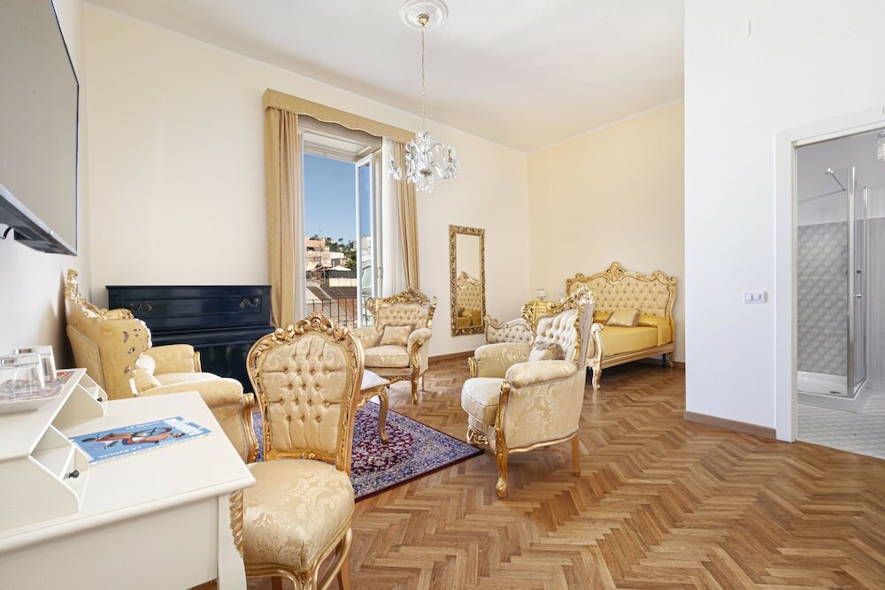 Фото Relais Antica Napoli