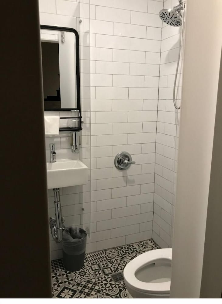 Фото BeHome by LuxUrban, a Travelodge by Wyndham