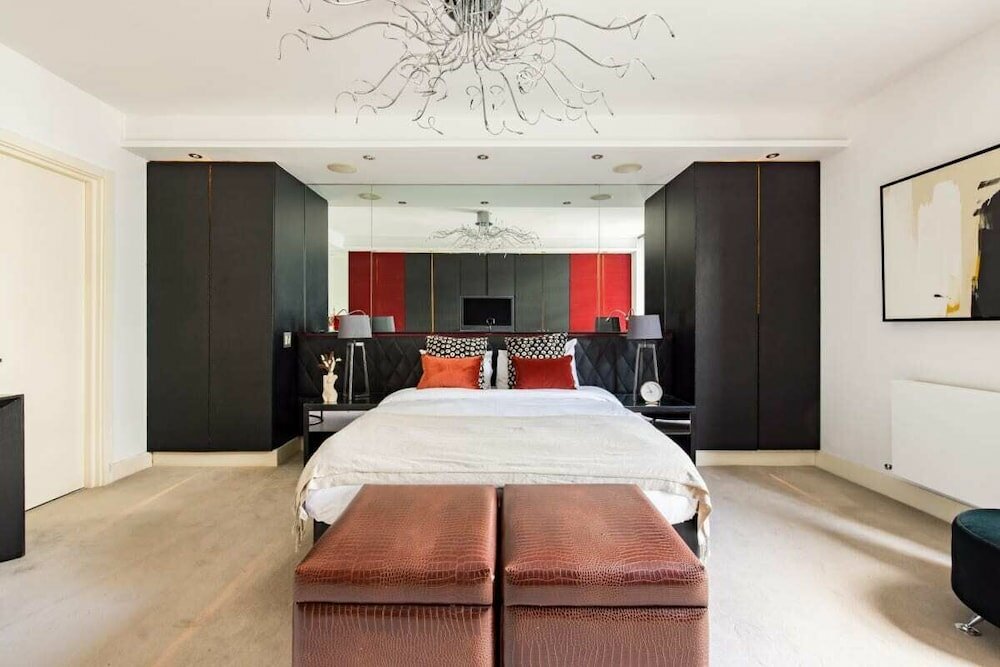 Фото The River Thames View - Stunning 2bdr Flat With Study Room + Balcony