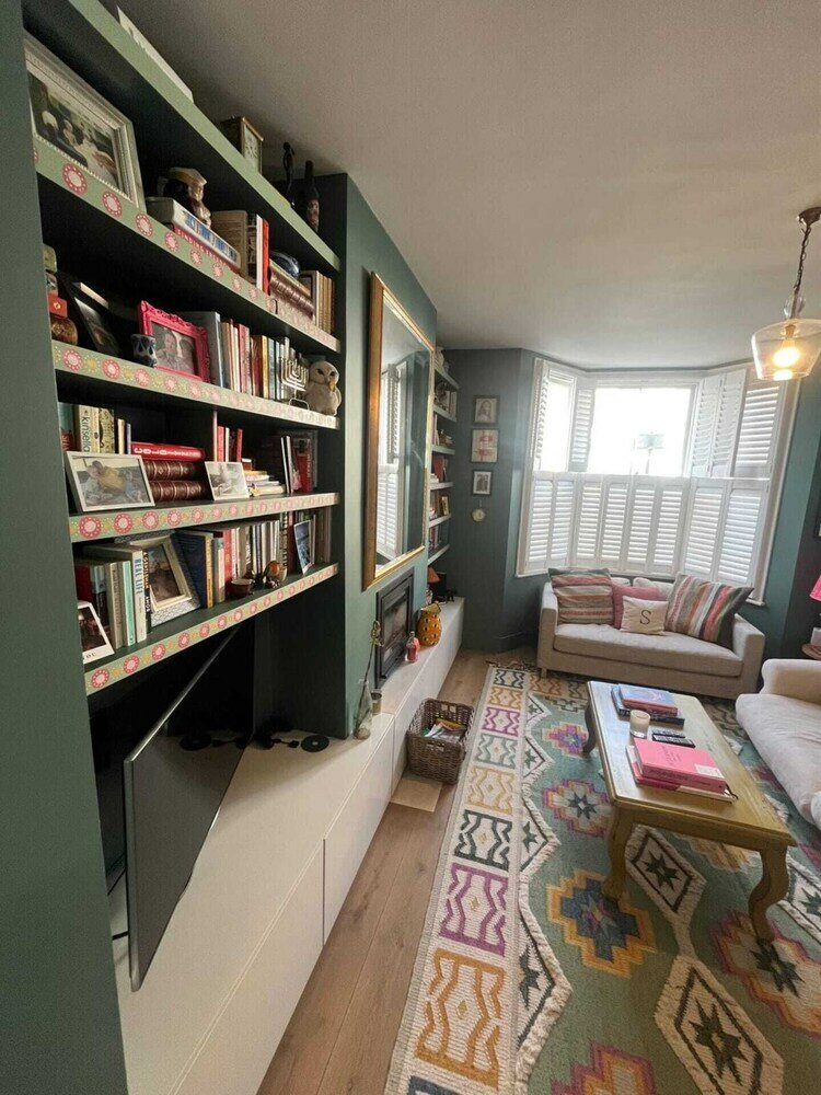 Фото Stylish and Spacious 2 Bedroom House in Brixton