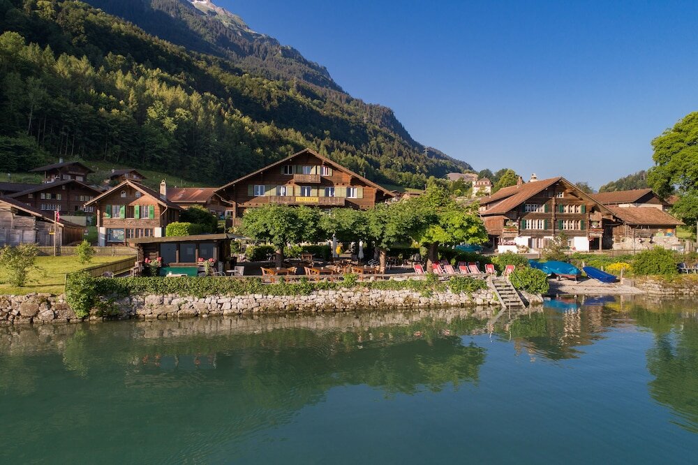 Фото Lake Lodge Hostel