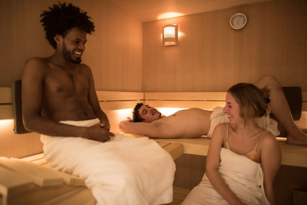 Фото The Green Elephant Hostel & SPA