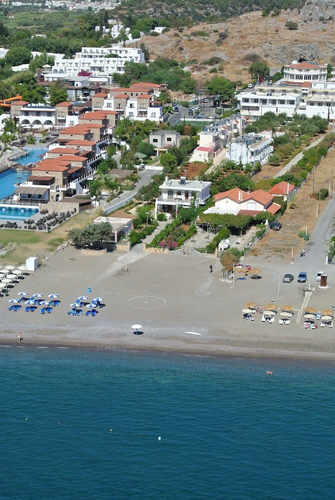 Фото Amaryllis Beach House