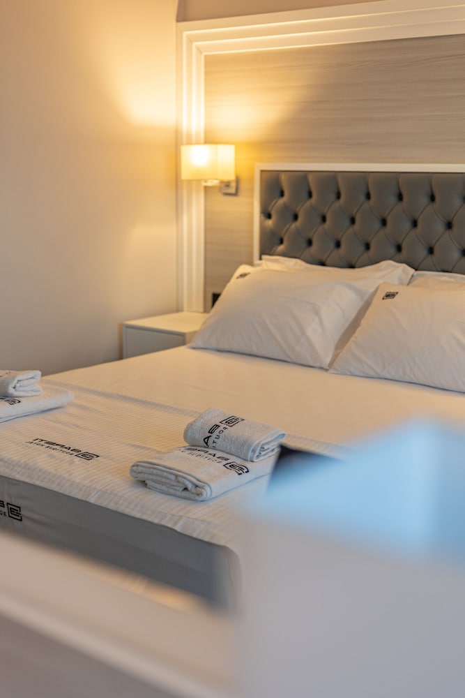 Фото Bareti Boutique Hotel