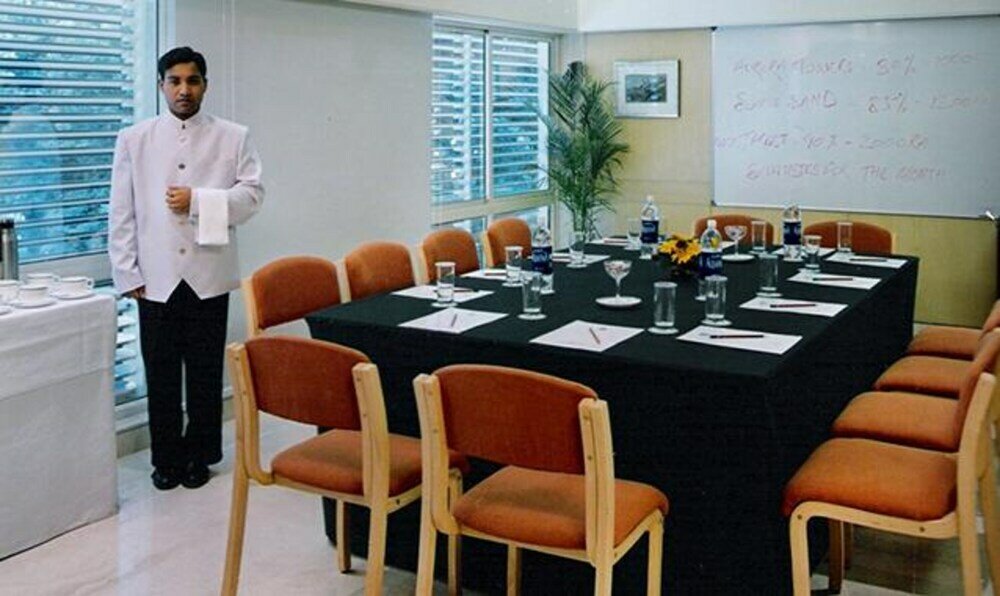 Фото Centurion Hotel