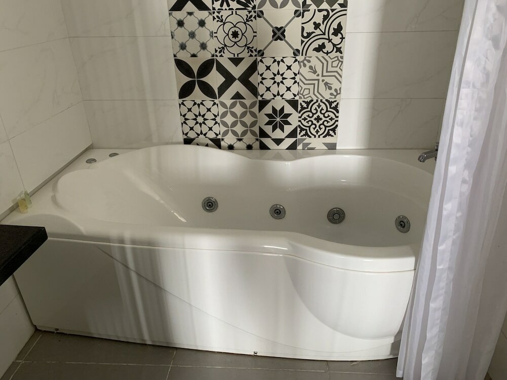 Фото Pansy Beach Hotel