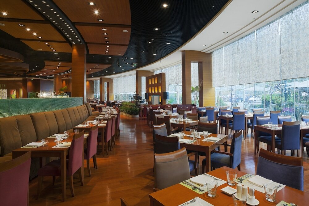 Фото Holiday Inn Chengdu Century City East Tower