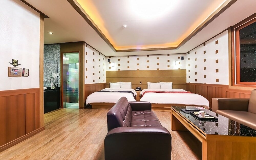 Фото Yeosu Apple Hotel