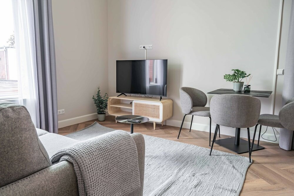 Фото Limehome Den Haag Keizerstraat