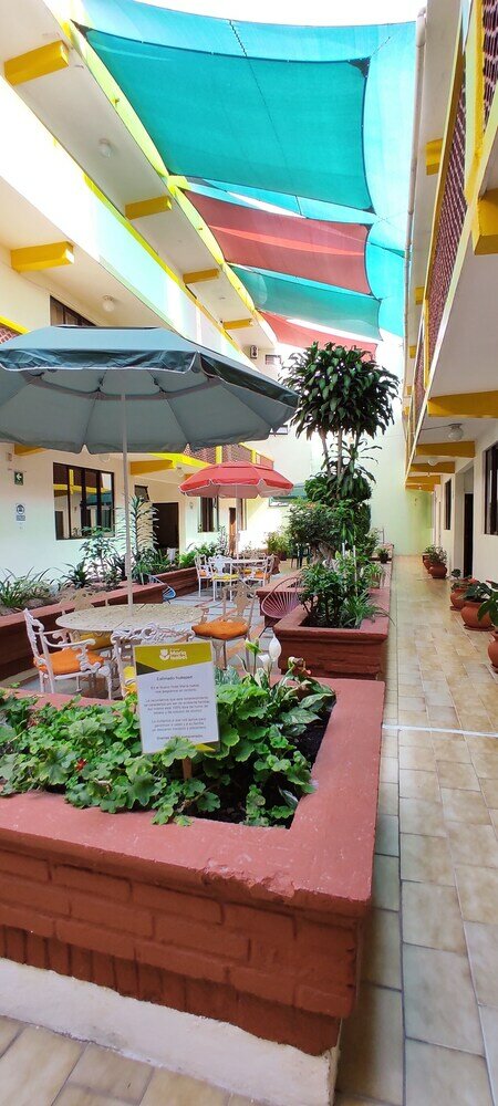 Фото отеля 3