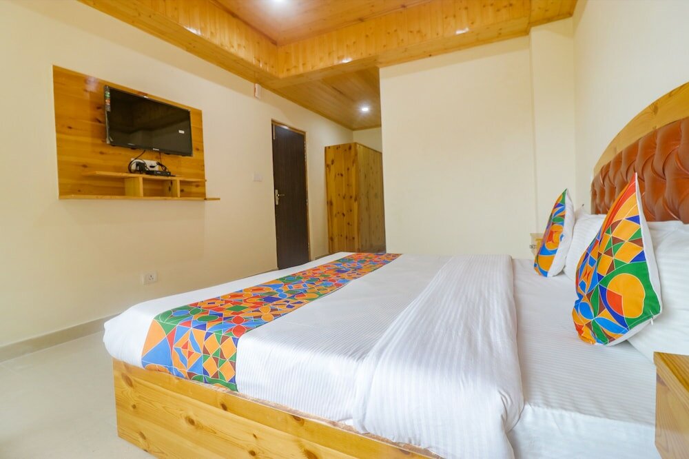 Фото Fabhotel Castle Rock