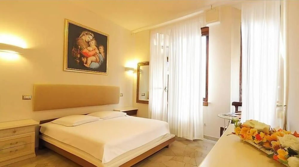 Фото Hotel Arcadia