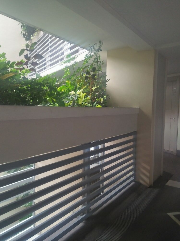 Фото Henry's Newport