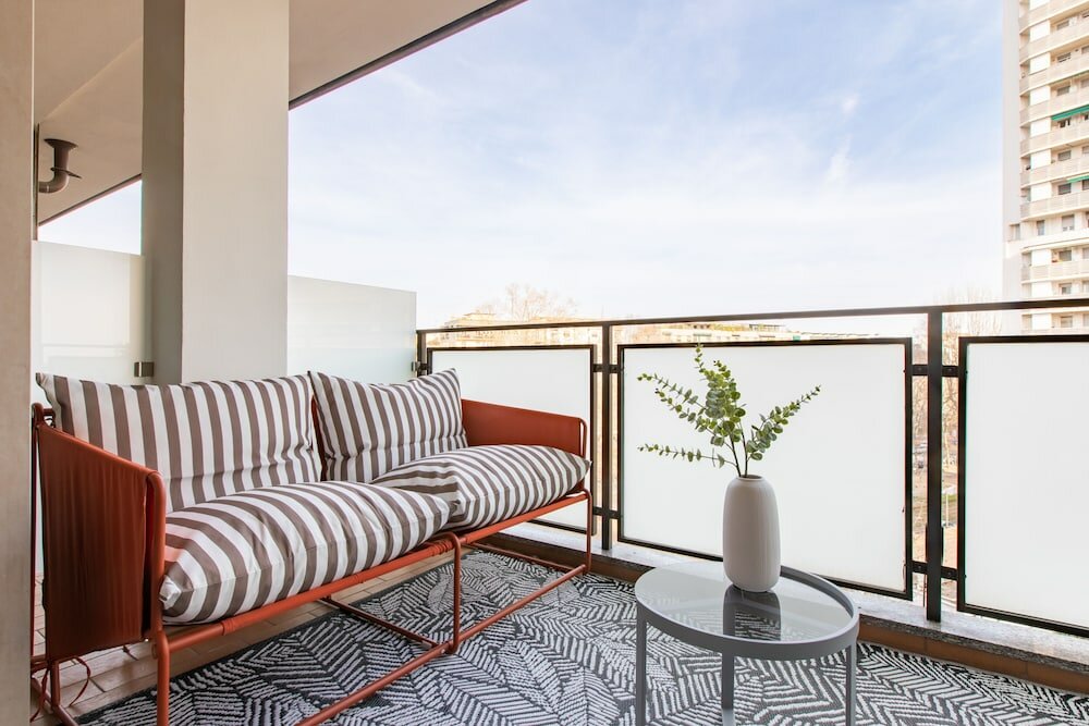 Фото Daplace - Corso Sempione Suites