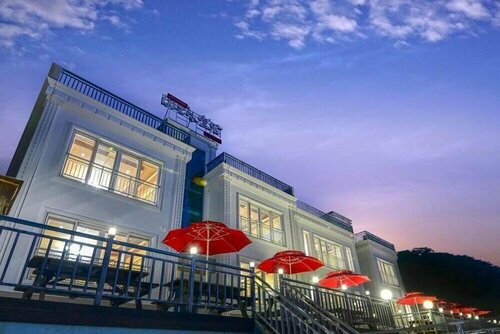 Гостиница Yeosu Sea and Starnight Pension